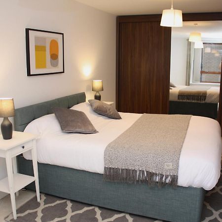 2 Bed 2 Bath Apartment & Parking - Lgw 10Min Drive Кролі Екстер'єр фото