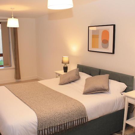 2 Bed 2 Bath Apartment & Parking - Lgw 10Min Drive Кролі Екстер'єр фото