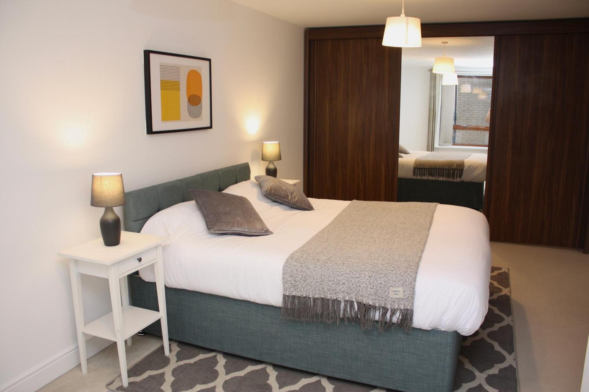 2 Bed 2 Bath Apartment & Parking - Lgw 10Min Drive Кролі Екстер'єр фото