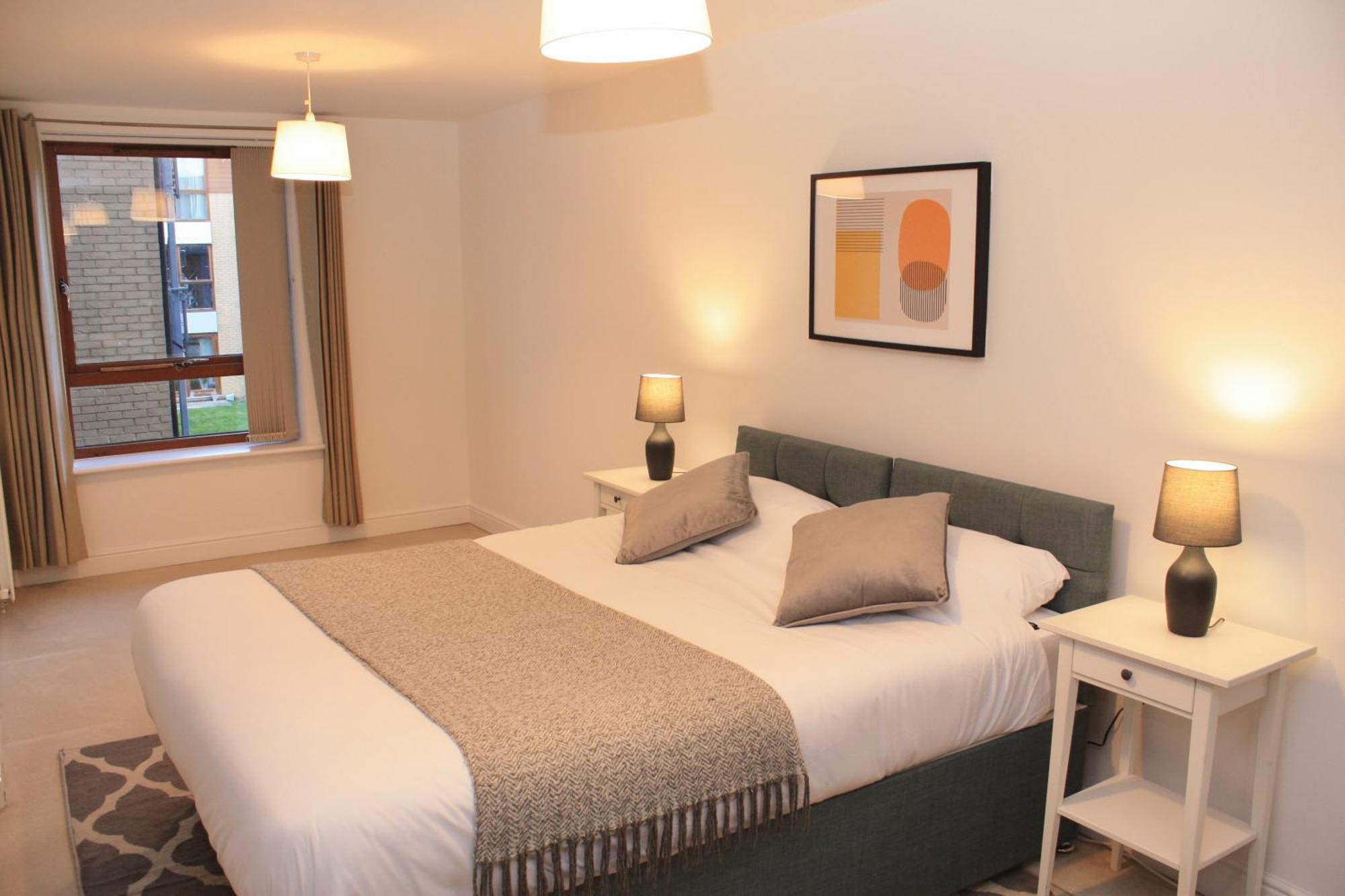 2 Bed 2 Bath Apartment & Parking - Lgw 10Min Drive Кролі Екстер'єр фото